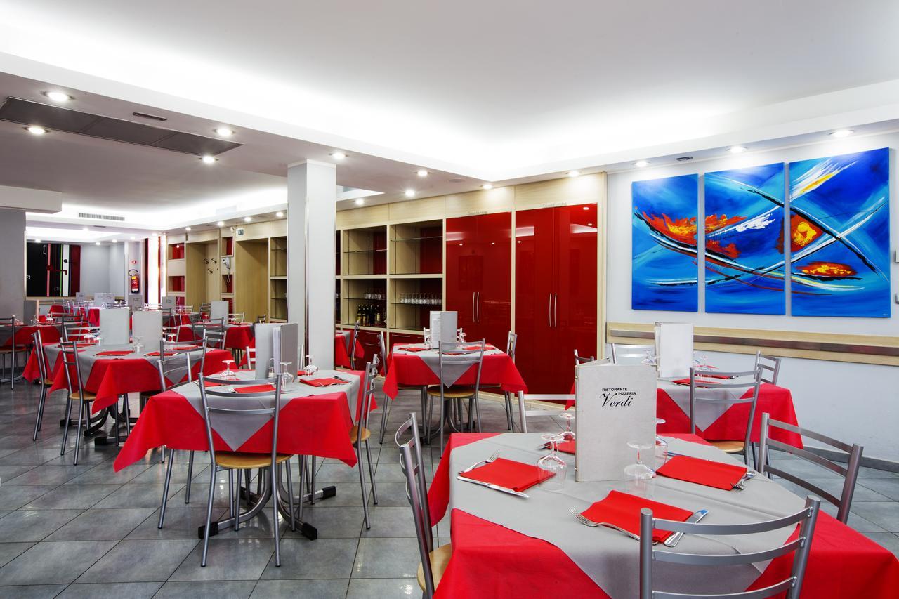Albergo Verdi Νόβι Λίγκουρε Εξωτερικό φωτογραφία